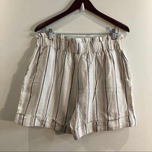 H&M Sz L  Paperwaist 100% Linen High Rise Shorts With Pockets - Picture 5 of 7